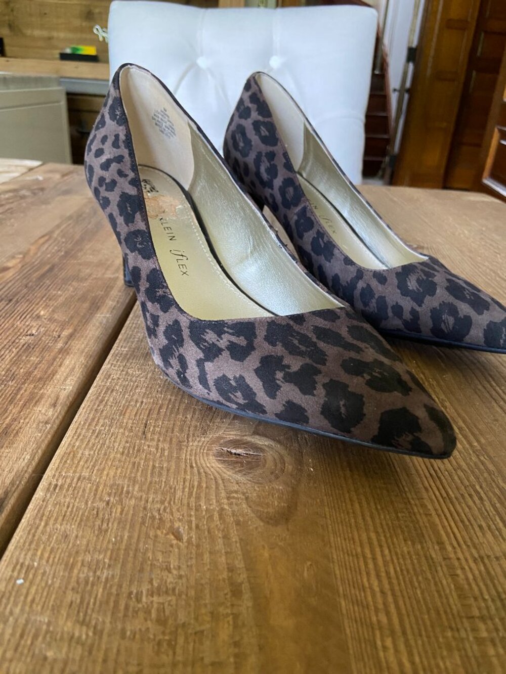 anne klein leopard print heels, women’s pointed toe pumps